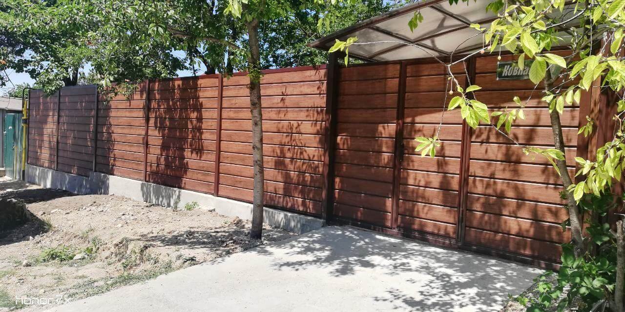 Забор из металлосайдинга ЕВРО-БРУС Каштан фото4 в Славгороде