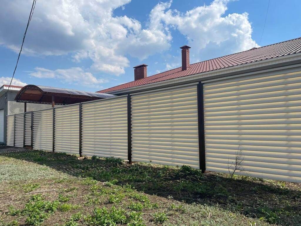 Забор из ламелей Еврожалюзи 25м RAL1015/1015 Слоновая Кость двусторонний в Славгороде