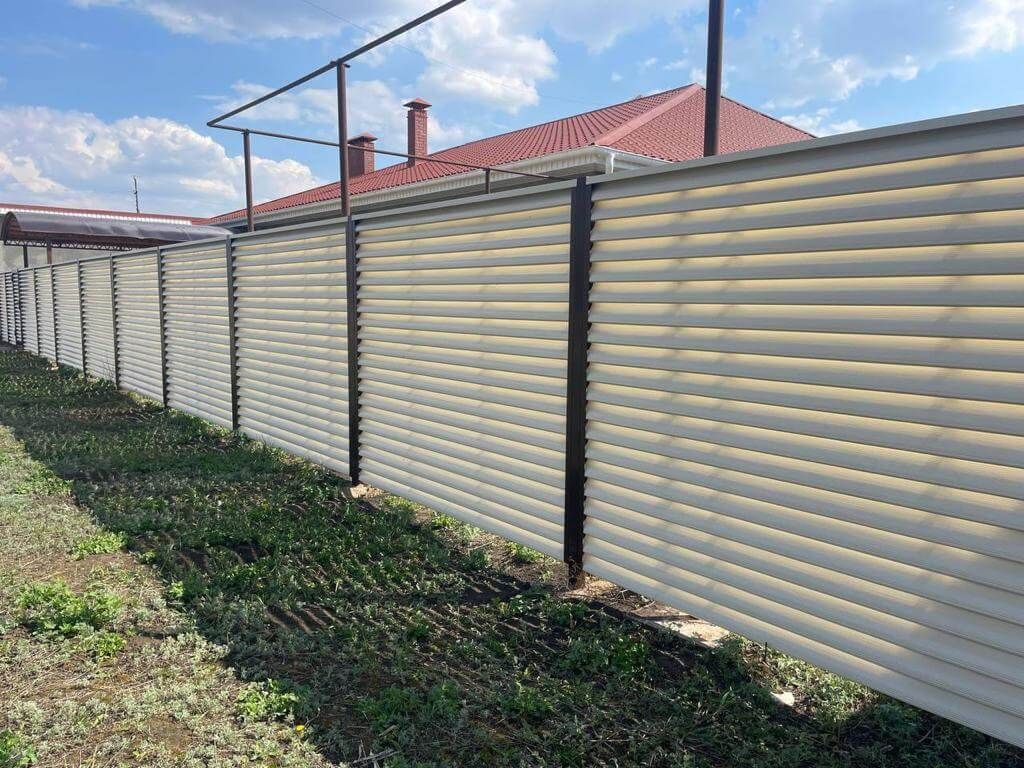 Забор из ламелей Еврожалюзи 25м RAL1015/1015 Слоновая Кость двусторонний фото 2 в Славгороде