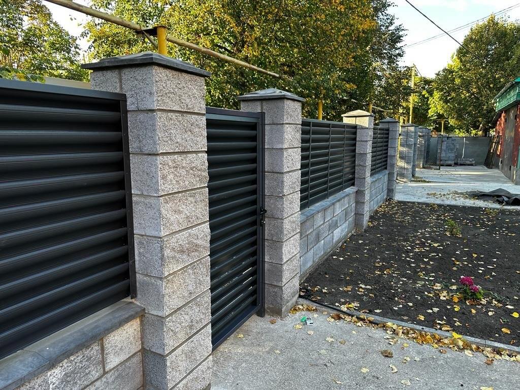 Забор-жалюзи 19м RAL7024/7024 Серый Графит двусторонний MATTE фото 1 в Славгороде