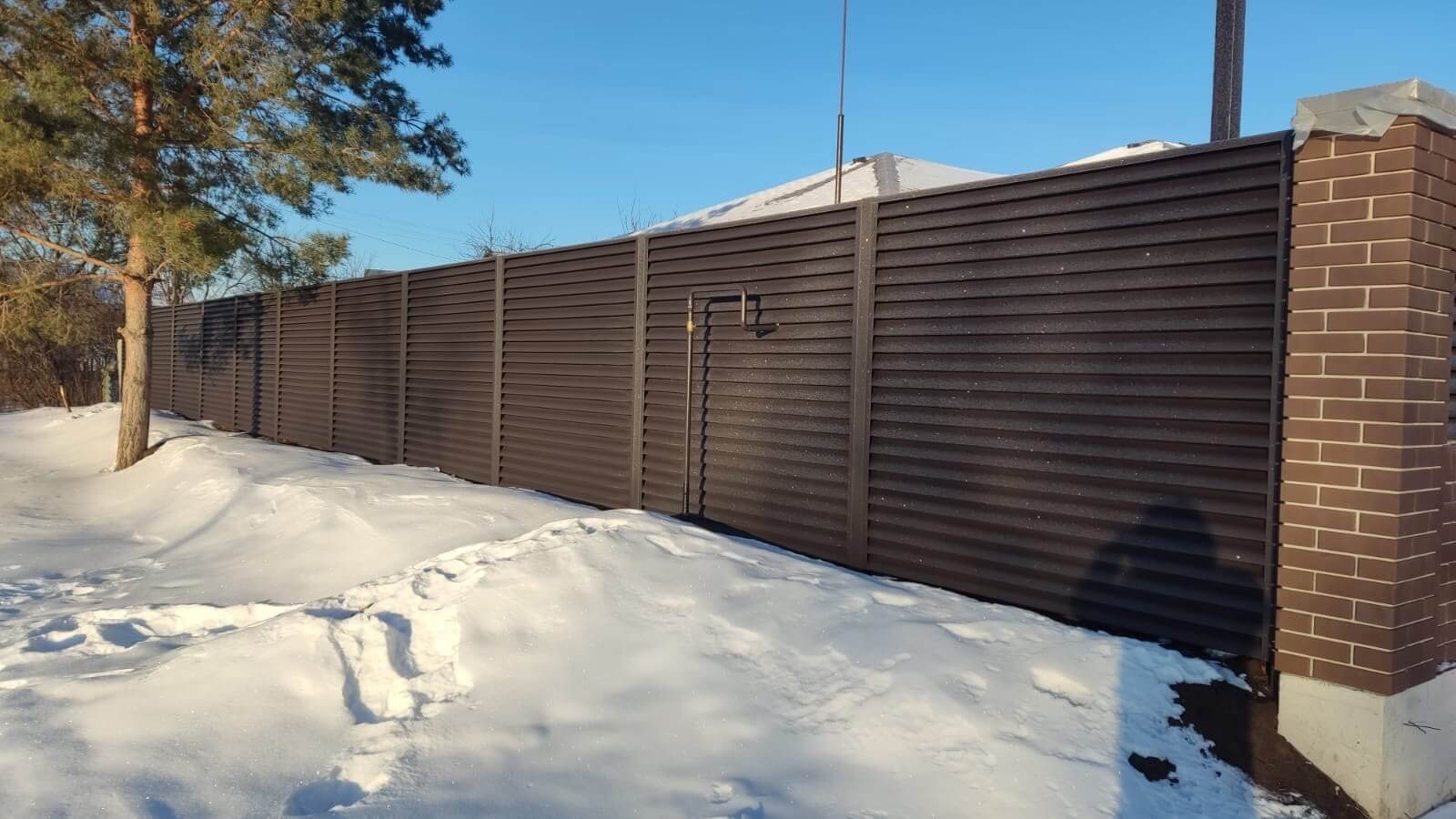 Забор-жалюзи 46м RAL8019/8019 Темный Шоколад двусторонний MATTE фото 1 в Славгороде