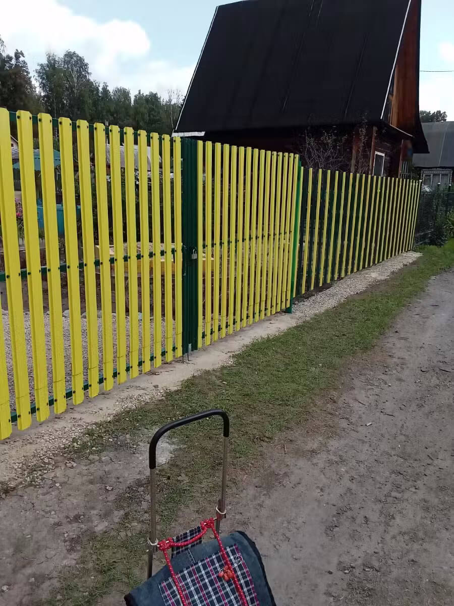 Забор из евроштакетника 13м RAL1018 Желтый фото 2 в Славгороде