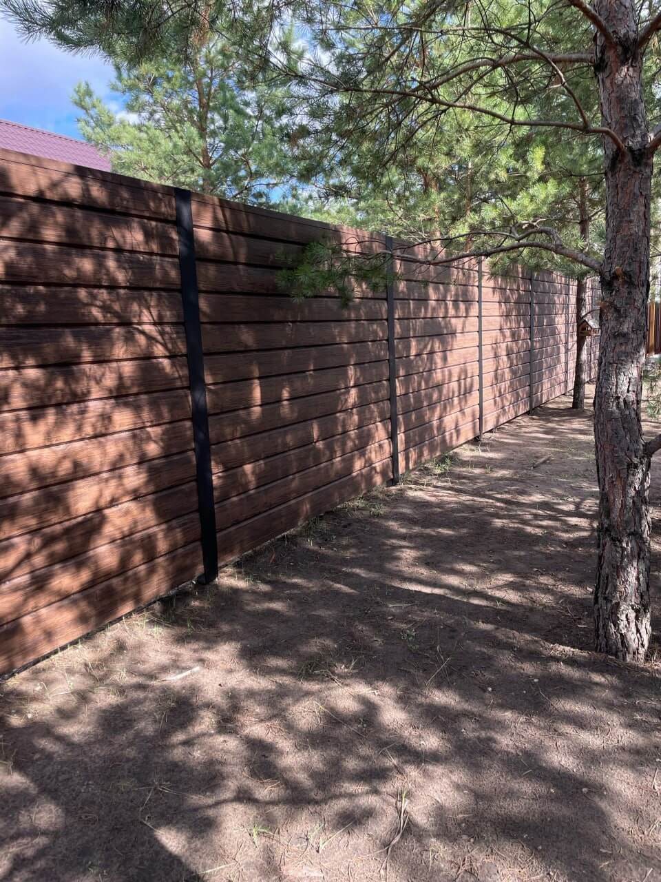 Забор из металлосайдинга ЕВРО-БРУС 67м Темный Каштан 3D Принтек фото 3 в Славгороде