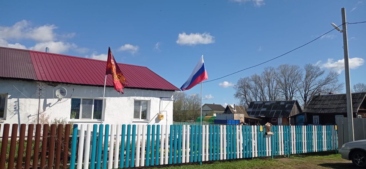 Забор из евроштакетника 16м RAL5021 Морская Волна, RAL9003 Белый фото 1 в Славгороде