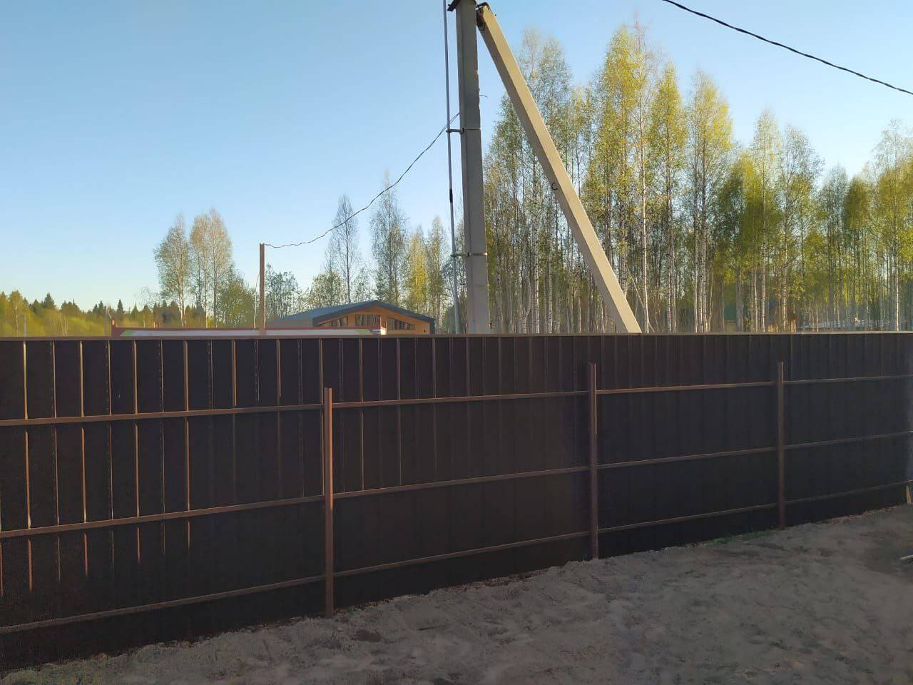 Забор из металлосайдинга ЕВРО-БРУС 25м Темный Каштан 3D Принтек фото 5 в Славгороде