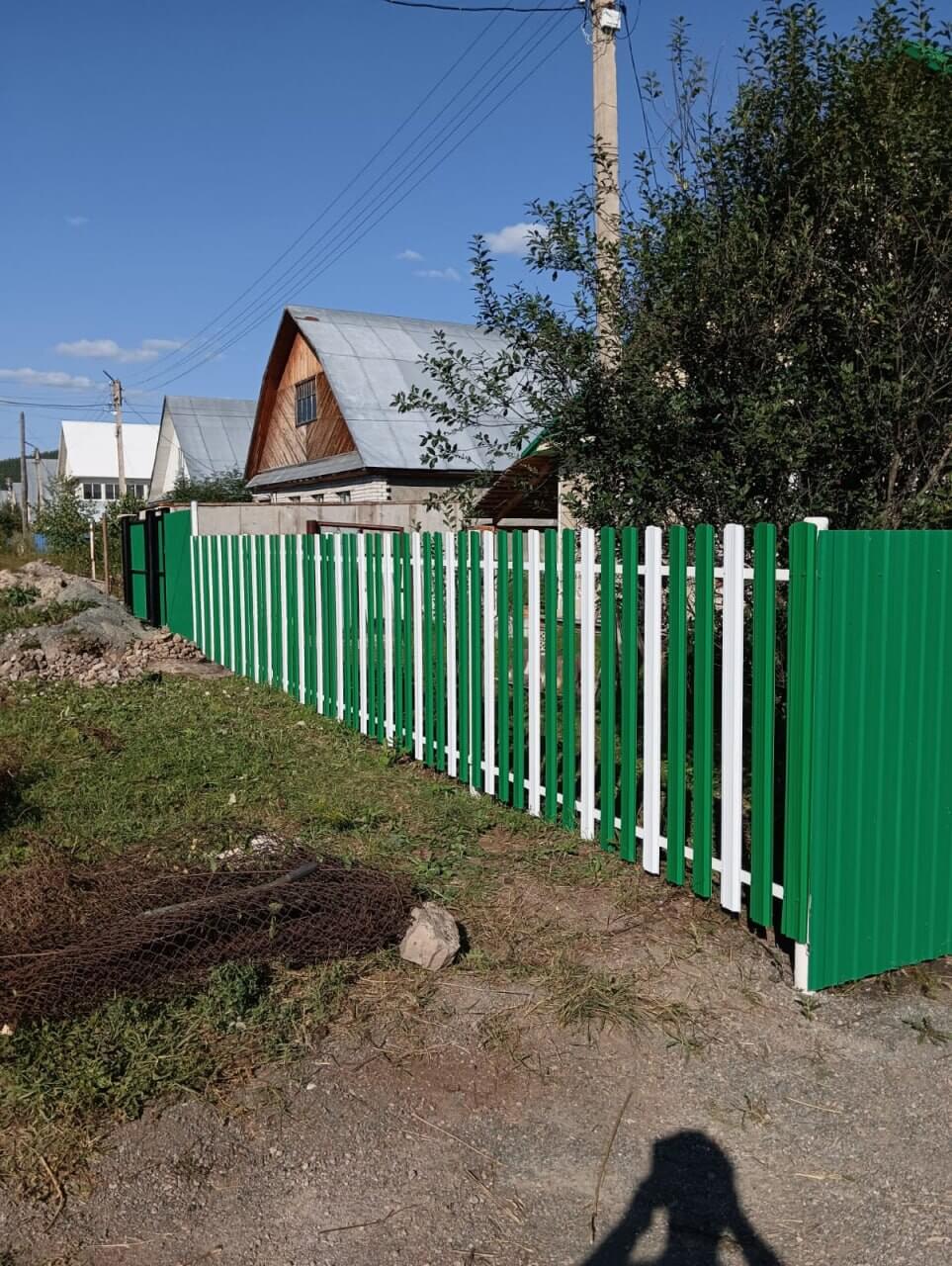 Забор из евроштакетника 10м RAL9003 Белый, RAL6029 Зеленая Мята в Славгороде