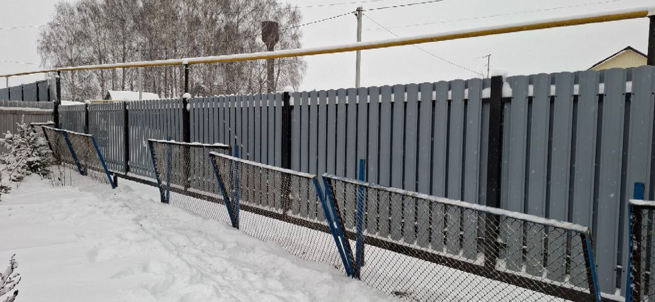 Забор из евроштакетника 27м RAL7024 Серый Графит МАТТЕ фото 5 в Славгороде
