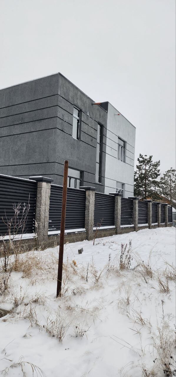 Забор-жалюзи из ламелей ЭКО-Z 66м RAL9005/9005 Черный двусторонний МАТТЕ фото 1 в Славгороде