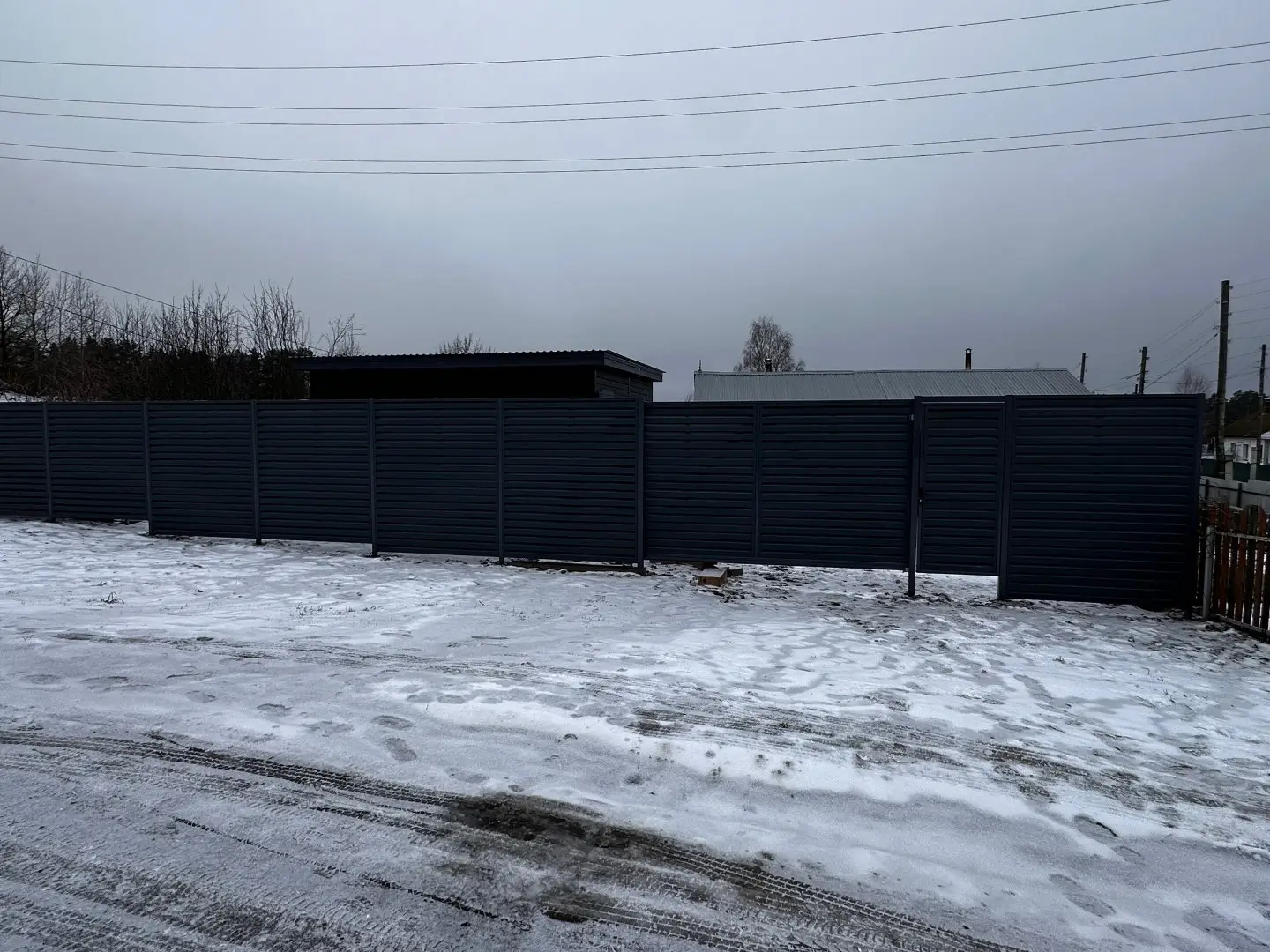 Забор-жалюзи из ламелей Хай-Тек 20м RAL7024/7024 Серый Графит двусторонний МАТТЕ фото 1 в Славгороде